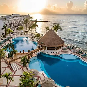 Wyndham Alltra Adults Only 4*, Playa del Carmen Mexico
