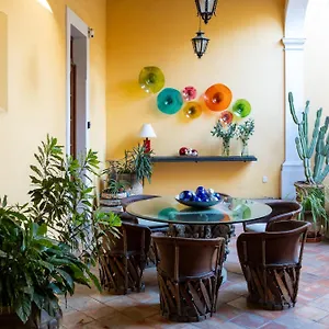 Casa Araiza Guest house